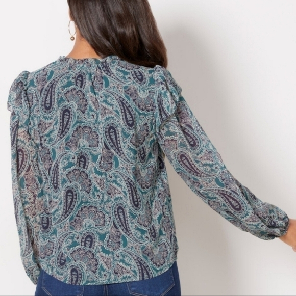 Evereve Adjustable Neck Paisley Blouse Size Medium - Picture 7 of 11